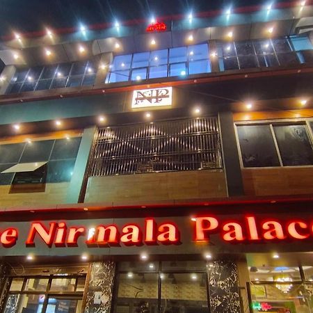 The Nirmala Palace Hotel Ayodhya Bagian luar foto